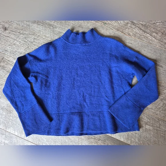 Tahari Cobalt Blue Mock Neck 100% Merino Wool Sweater - Picture 7 of 12